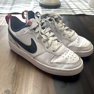 Girls Nikes US 4Y Black glitter and pink